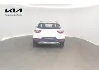 Usado Kia Stonic 101 CV (74 kW) 2025 Blanco SUV
