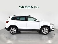 Usado Skoda Karoq Selection 116 CV (85 kW) 2025 Blanco SUV