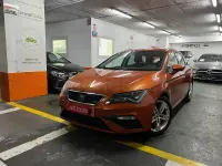 Usado Seat Leon FR 150 CV (110 kW) 2019 Naranja Familiar
