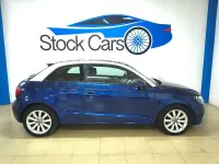 Usado Audi A1 Attraction 86 CV (63 kW) 2013 Azul Utilitario