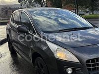 Usado Peugeot 3008 110 CV (80 kW) 2010 Gris / plata Familiar