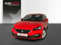 Usado Seat Leon Style 130 CV (95 kW) 2024 Rojo Berlina
