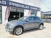 Usado VW T-Roc Advance 115 CV (84 kW) 2022 Gris / plata SUV