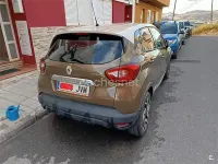 Usado Renault Captur Zen 120 CV (88 kW) 2016 Marrón SUV