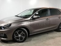 Usado Hyundai i30 120 CV (88 kW) 2023 Beige Berlina