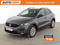 Usado VW T-Roc Advance 116 CV (85 kW) 2021 Gris SUV