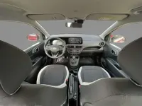 Usado Hyundai i10 84 CV (61 kW) 2023 Rojo Utilitario
