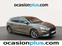 Usado Ford Focus ST-Line 120 CV (88 kW) 2019 Gris Utilitario