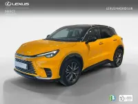 Usado Lexus LBX 136 CV (100 kW) 2024 Amarillo SUV