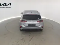 Usado Kia Ceed 100 CV (73 kW) 2024 Gris / plata Utilitario