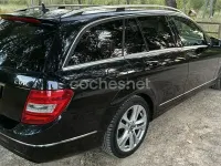 Usado Mercedes C200 Avantgarde 136 CV (100 kW) 2011 Negro Familiar