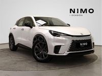 Usado Lexus LBX 136 CV (100 kW) 2025 Blanco SUV