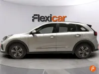 Usado Kia Niro 141 CV (103 kW) 2020 Gris / plata SUV