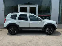 Usado Dacia Duster Lauréate 110 CV (80 kW) 2016 Blanco SUV