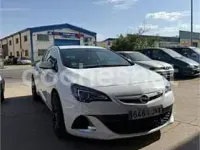 Usado Opel Astra GTC OPC 280 CV (205 kW) 2015 Blanco Berlina