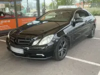 Usado Mercedes E250 Elegance 204 CV (150 kW) 2010 Negro Coupe