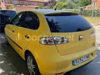 Usado Seat Ibiza Reference 100 CV (73 kW) 2007 Amarillo Utilitario