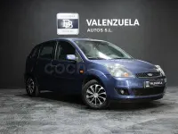 Usado Ford Fiesta Ambiente 68 CV (50 kW) 2006 Azul Utilitario