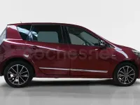 Usado Renault Scénic LIMITED 130 CV (95 kW) 2014 Violeta / lila Monovolumen