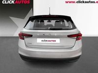 Usado Skoda Fabia Essence 80 CV (58 kW) 2025 Plata Utilitario