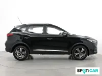 Usado MG ZS Comfort 111 CV (81 kW) 2022 Negro SUV