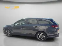 Usado Hyundai i30 N Line 120 CV (88 kW) 2023 Gris / plata Familiar