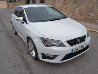 Usado Seat Leon FR 150 CV (110 kW) 2014 Blanco Berlina