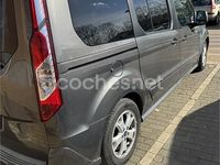 Usado Ford Tourneo Connect Titanium 120 CV (88 kW) 2016 Gris / plata Monovolumen