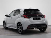 Usado Toyota Yaris Hybrid Sport 116 CV (85 kW) 2023 Gris / plata Berlina