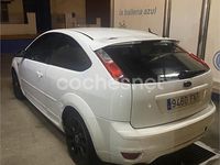 Używany Ford Focus 115 KM (84 kW) 2007 Biały Sedan/Limuzyna