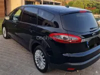 Usado Ford S-MAX Limited 140 CV (102 kW) 2014 Negro Monovolumen
