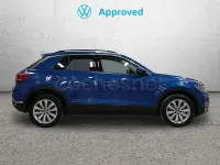 Usado VW T-Roc Advance 150 CV (110 kW) 2021 Azul SUV