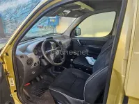 Usado Peugeot Partner Tepee Premium 90 CV (66 kW) 2009 Amarillo Monovolumen