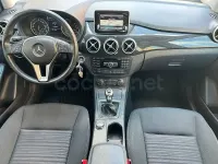 Usado Mercedes B180 109 CV (80 kW) 2013 Azul Utilitario