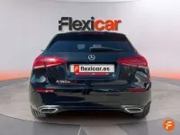 Usado Mercedes A180 109 CV (80 kW) 2019 Negro Utilitario