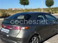 Usado Honda Civic Sport 140 CV (102 kW) 2006 Beige Berlina