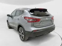 Usado Nissan Qashqai Acenta 140 CV (102 kW) 2019 Gris / plata SUV