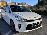 Usado Kia Rio 90 CV (66 kW) 2017 Blanco Berlina