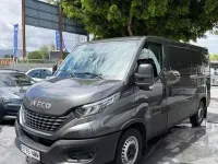 Usado Iveco Daily 179 CV (131 kW) 2021 Gris Van