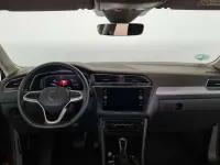 Usado VW Tiguan Life 150 CV (110 kW) 2023 Marrón SUV