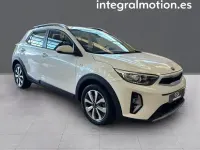 Usado Kia Stonic 84 CV (61 kW) 2023 SUV