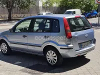 Usado Ford Fusion Trend 80 CV (58 kW) 2006 Gris / plata Utilitario