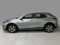 Usado Kia XCeed 140 CV (102 kW) 2025 Lunar silver (css) SUV