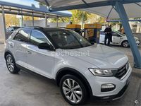 Usado VW T-Roc Advance 150 CV (110 kW) 2018 Gris / plata SUV