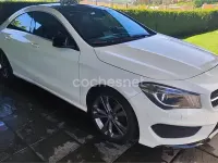 Usado Mercedes CLA200 AMG line 136 CV (100 kW) 2014 Blanco Berlina