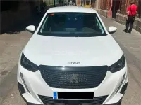 Usado Peugeot 2008 Active 100 CV (73 kW) 2021 Blanco SUV