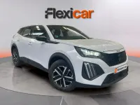 Usado Peugeot 2008 Active 102 CV (75 kW) 2023 Blanco SUV