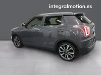 Usado SsangYong Tivoli Limited 115 CV (84 kW) 2016 Gris SUV