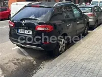 Usado Renault Koleos Dynamique 150 CV (110 kW) 2009 Negro SUV