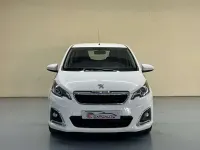 Usado Peugeot 108 Allure 72 CV (52 kW) 2019 Blanco Utilitario